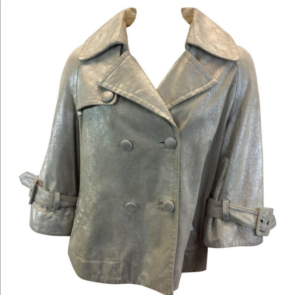 Cropped matte silver leather jacket